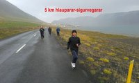 5 km hlauparar a komast  vatnsst